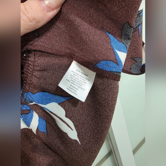 Halogen Floral Ruffle Sleeve Top - Multicolor - Picture 11 of 16